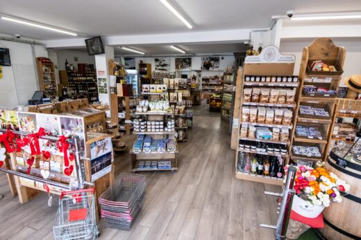 Primeur, traiteur et épicerie à Ollioules, dans le Var