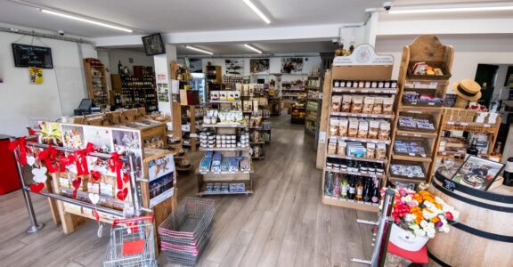 Primeur – Traiteur – Épicerie – Vin à Ollioules, dans le Var
